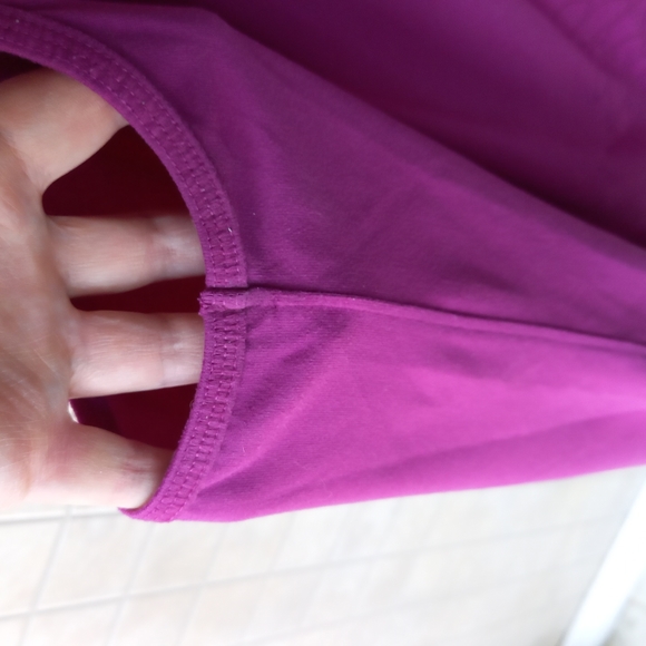 Athlete Works Purple tank - Picture 4 of 5